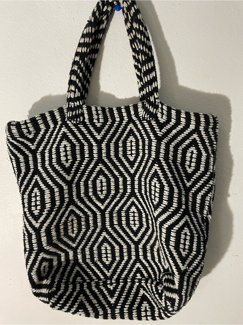 Mossimo Geometric Black & White Tote Like New